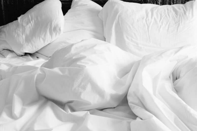 Almofadas, Mantas e Cortinas: O Guia dos Têxteis para Renovar a Casa Gastando Pouco